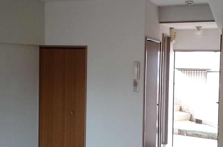 洋間　天・壁　クロスメイク　施工後　平塚市　N邸