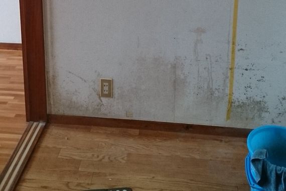 キッチン横　クロスメイク　施工前　平塚　Ｗ邸