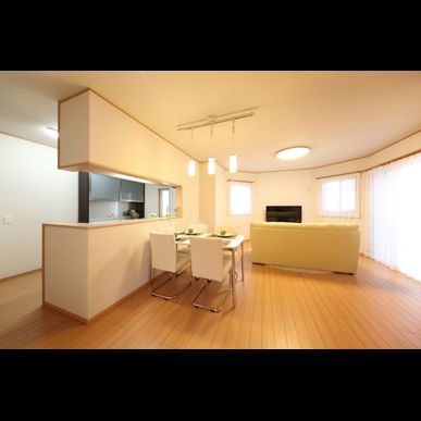 横浜市周辺で内装リフォームで貼替をご検討なら村田壁装。