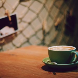 村田壁装が贈る。クロス壁紙メーカー紹介ページ。